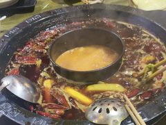 -黄潇洒老火锅(九眼桥宏济巷店)
