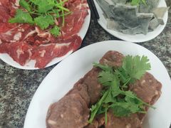 鲜牛肉饼-山珍鲜牛肉火锅本地老字号(汕中老店)