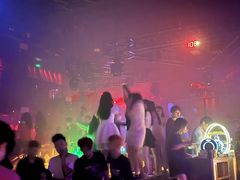 -V AMUSING CLUB·酒吧(银河中心店)