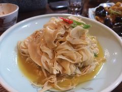 溜笋片-赖厨潮汕砂锅粥