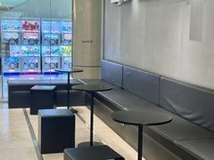 -M Stand (广州白云五号店)