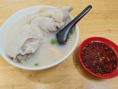 -雷祖芳老妈蹄花店