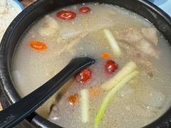 -明洞阿姨·韩式酱蟹烤肉·创意料理(三元桥店)