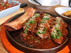 -蜜桃餐厅·伴山(湖滨商业街店)