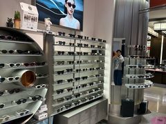 -木九十眼镜(朝阳大悦城B1店)