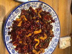 -临界音乐酒馆·小龙虾·江湖菜(华熙LIVE·鱼洞店)