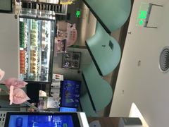 -奈雪的茶(亨特国际广场店)