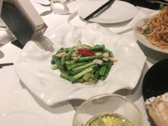 -贝勒爷·酥不腻烤鸭