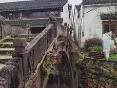 -丝绸小镇荻港古村