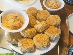 芝麻饼-前门·鲜肉火锅(长风店)