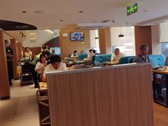 -豪客来牛排(人民东路店)