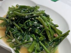 -五谷丰登农家院·地道胶东菜·海鲜烧烤(威海店)