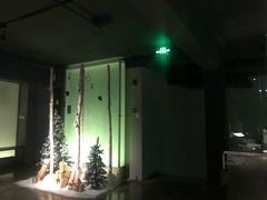 -穹六人间 people 6(岳阳路店)