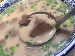 阿婆韭香鸭血汤-魔鬼牛蛙小厨•脆皮烤鱼(上马墩光华时代店)