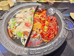 -宽板凳老灶火锅(台湾街店)