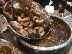 -肖肖酸萝卜鱼火锅(总店)