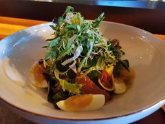 牛排家特色菠菜牛肉沙拉-牛排家(北京长安街英皇集团中心店)