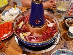 -毛辣果·贵州红酸汤牛肉火锅(西单店)