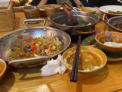 -吃饭皇帝大土家民族菜(正大广场店)