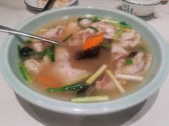 溜鱼片-梅飞酒家(名辉豪庭店)