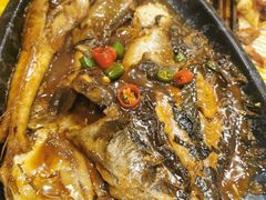 -老东镇啤酒屋海鲜加工·蒸汽海鲜·海鲜烧烤(台东店)