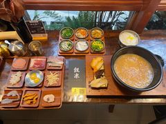 -银米·云南传统过桥米线(双廊黑金冠店)