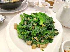 猪油渣炒菜心-围龙屋客家食府(福田店)