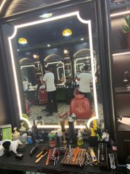 -豪帅男士理容馆