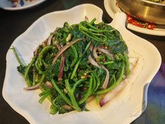 -大头虾越式风味餐厅(光明广场店)