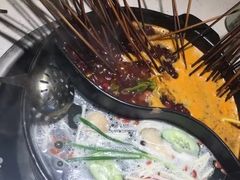 -钢管厂五区小郡肝串串香(奥克斯广场锦城万达店)
