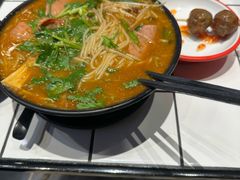 -肥汁米蘭香港米线(长宁来福士店)