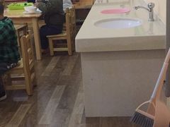 -瑞恩宝感统训练·语言提升·蒙氏托育中心