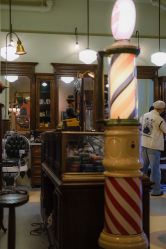 -IMUSE BARBER SHOP