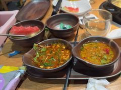 -一朵菌·野生菌探索家火锅(南亚店)