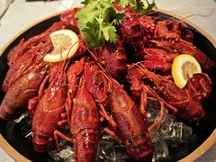 -巴厘龙虾·榜首油焖大虾(音乐学院·沿江酒馆店)