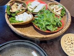 -滇野云南野生菌餐厅(陕西南路店)