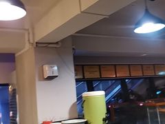 -兵哥豌豆面(雅颂居店)