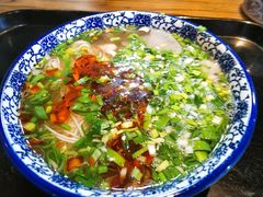 -陇上全荟兰州传统牛肉面(延吉路店)