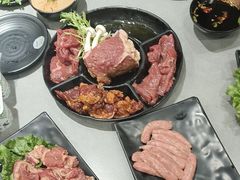 -啊美丽炭火烤肉(滑翔一店)