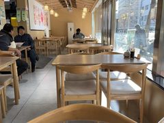 -华新快餐店