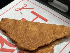 -HOT CRUSH趁热集合·现烤面包(上海环球港店)
