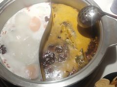 养生红锅-屋头串串(临江路店)