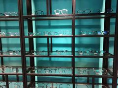 -Trend1881视光·蔡司视觉(领展广场店)