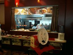 -凤冠假日酒店自助餐