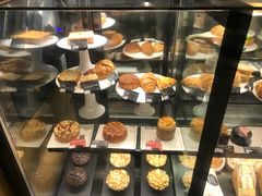 面包甜点陈列柜-星巴克(北辰西路店)