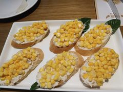 金枪鱼玉米粒配烤面包-C'è Amore爱意(亿合城店)