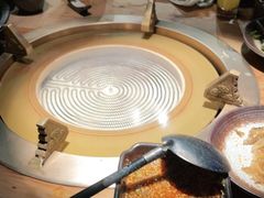 -湊湊火锅·茶憩(杭州湖滨银泰in77店)