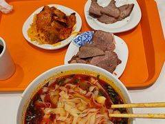-德元兰州纯汤牛肉面(龙阳路店)
