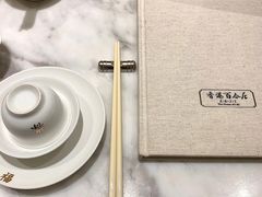 -香港百合居(LCM置汇旭辉广场店)