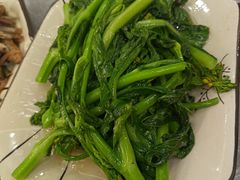 -银峰农庄·特色烧鸡·鲜无花果浸鸡